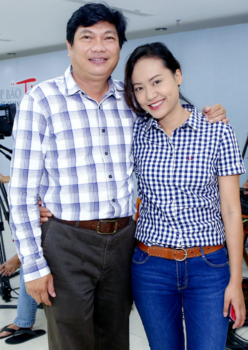 Đạo diễn Phú Hải cũng từng có thời gian làm việc chung với diễn viên Hồng Ánh nên hai người khá thân thiết.